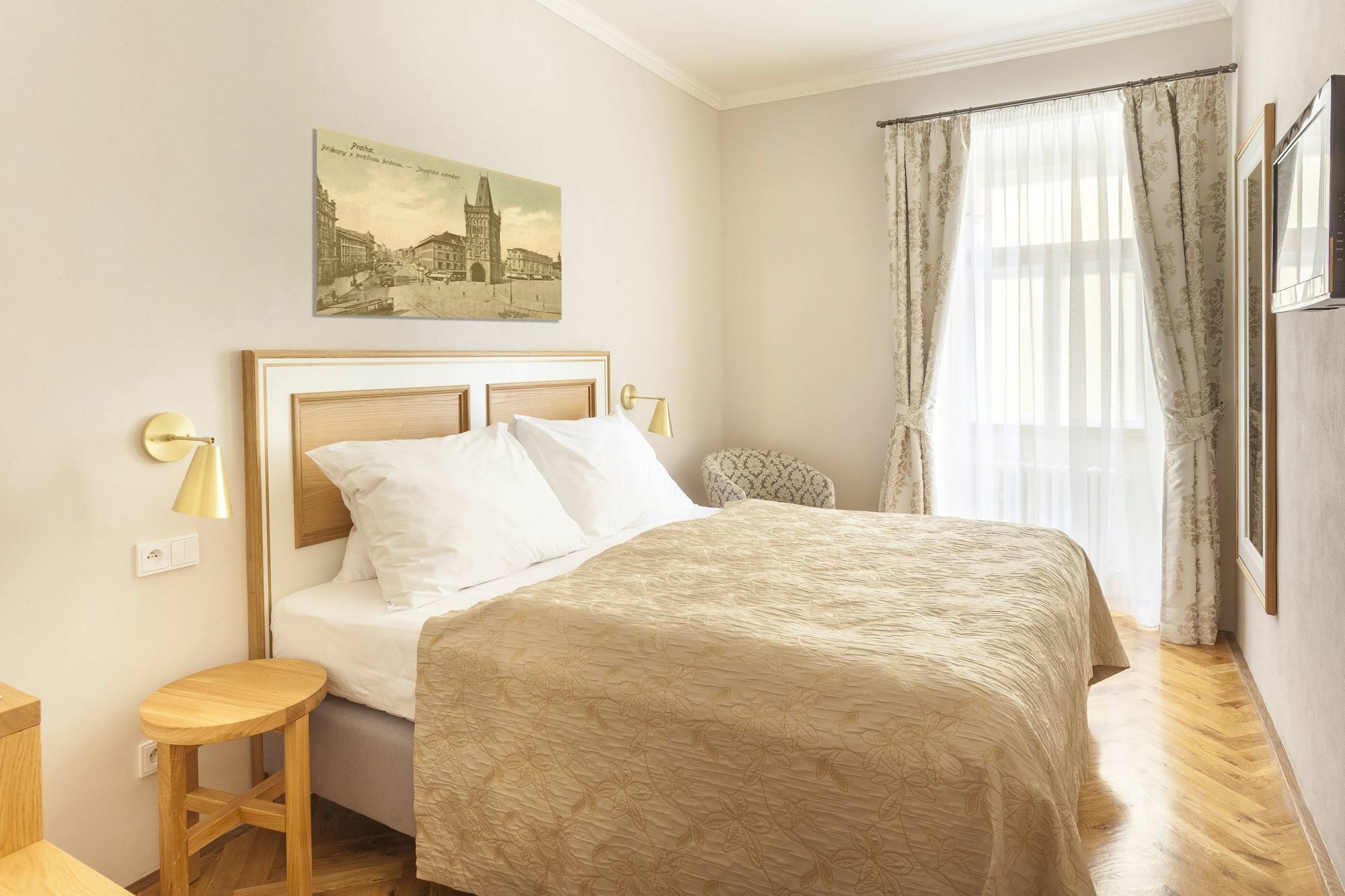 Hotel At The Golden Scissors Praha Eksteriør bilde