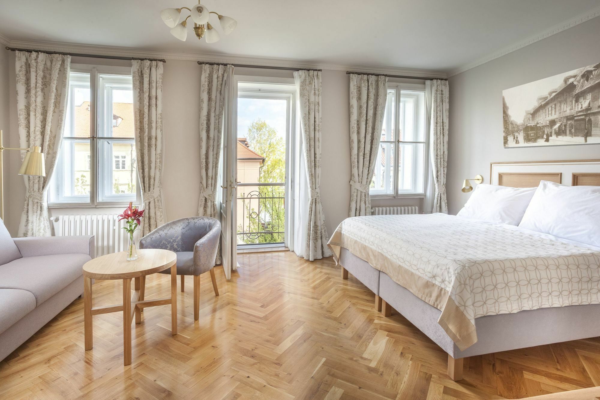 Hotel At The Golden Scissors Praha Eksteriør bilde