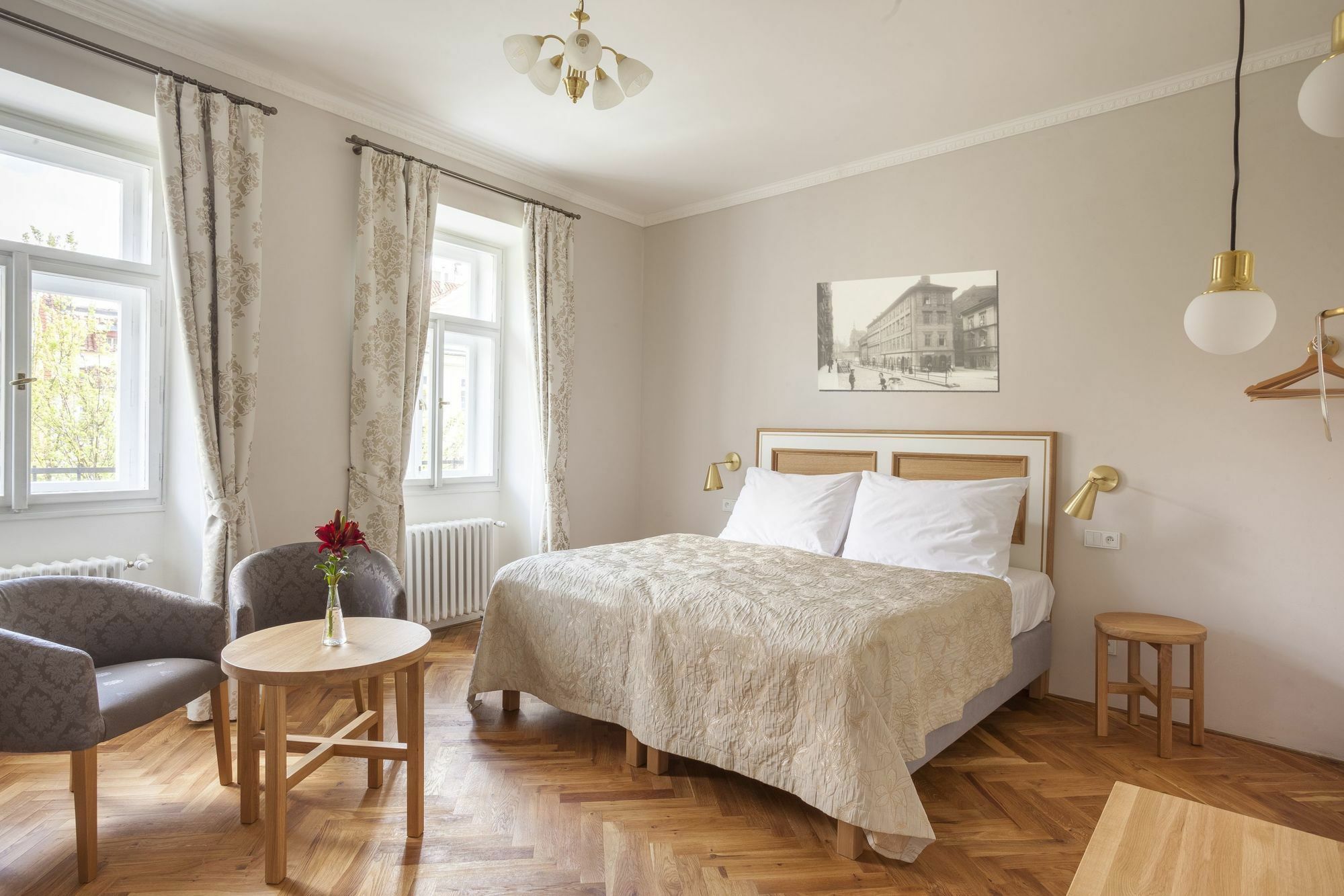 Hotel At The Golden Scissors Praha Eksteriør bilde